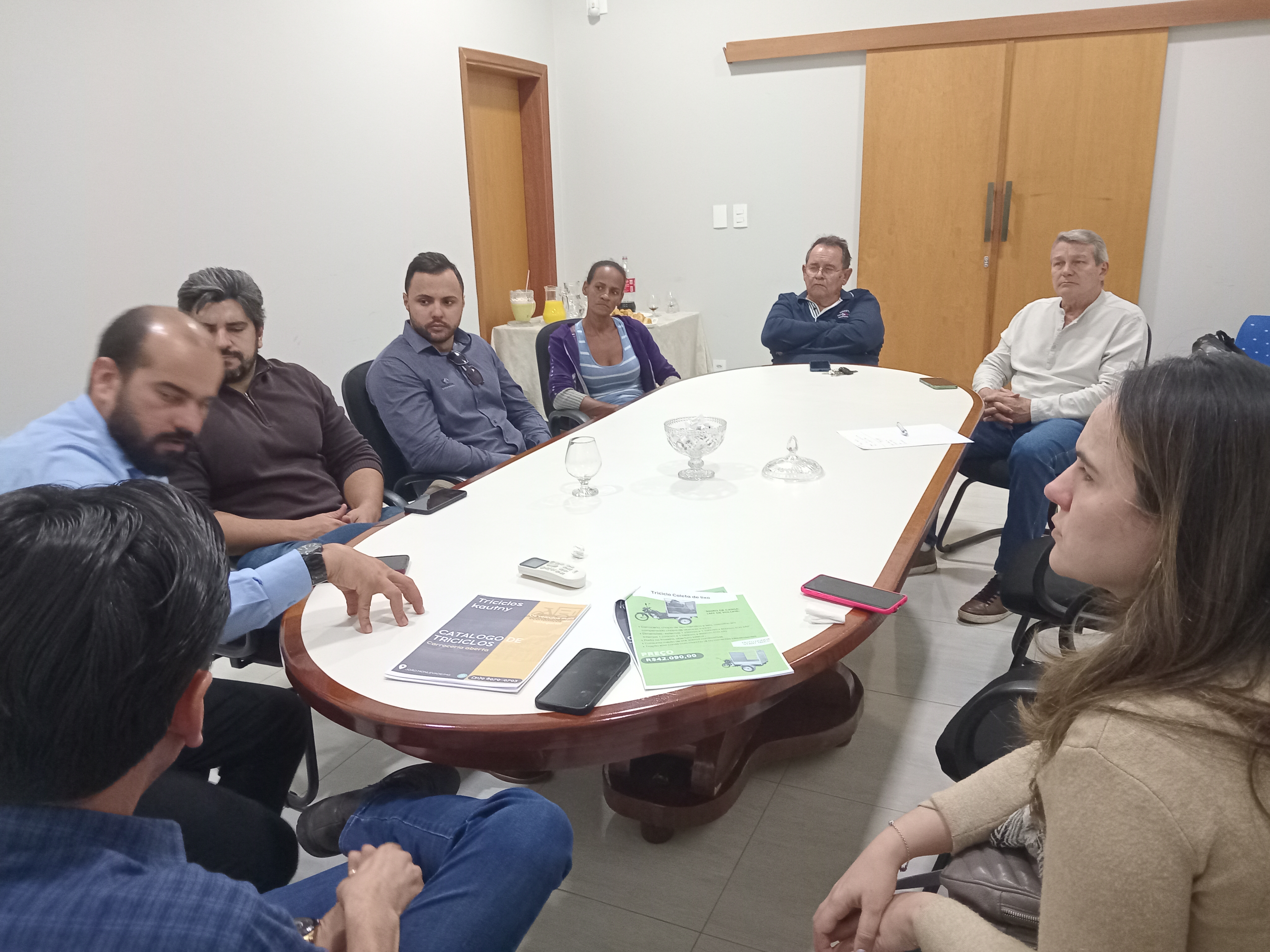 Notícia Reunião com Ascafru discute a coleta seletiva em Frutal
